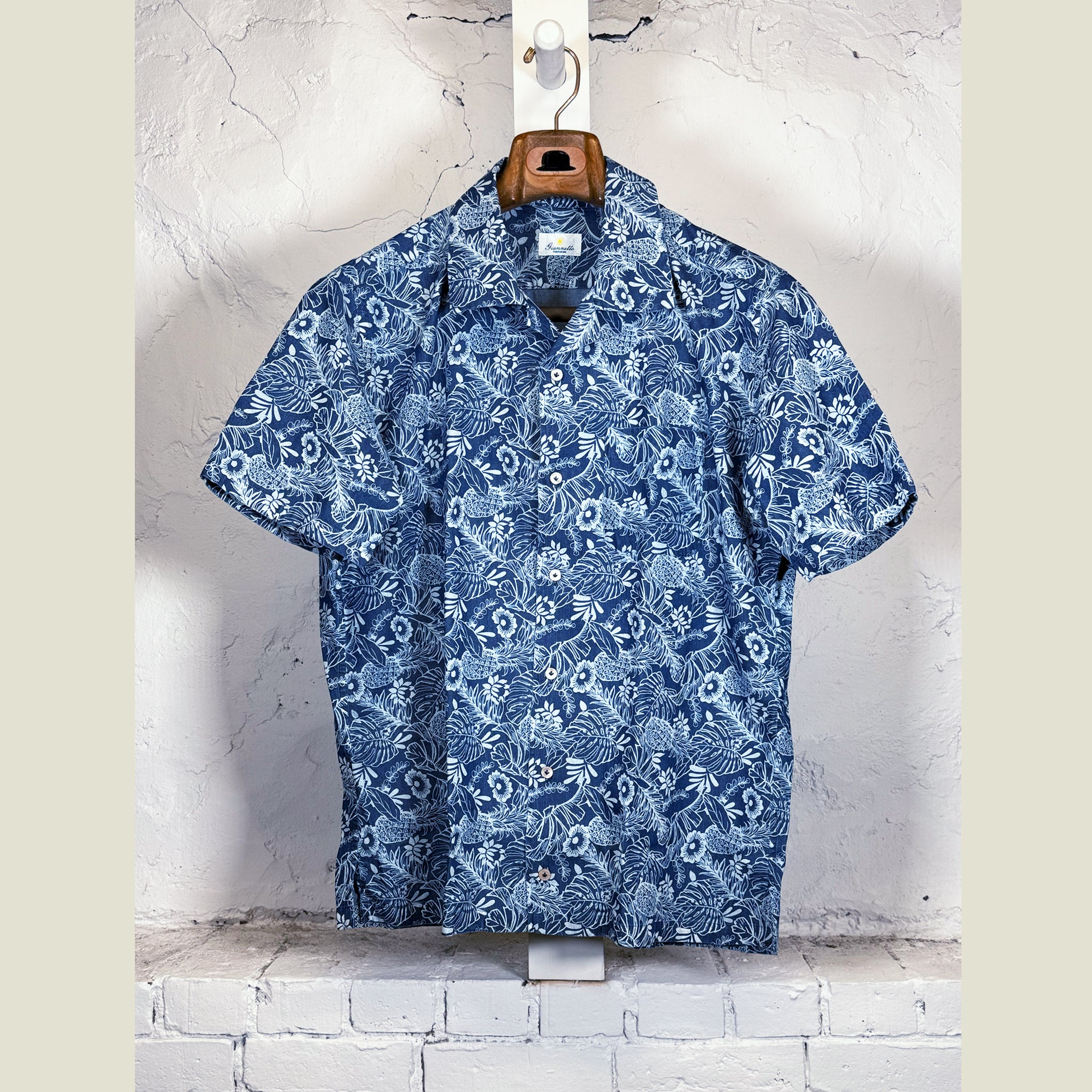 Load image into Gallery viewer, GIANNETTO PORTOFINO Island Shirt
