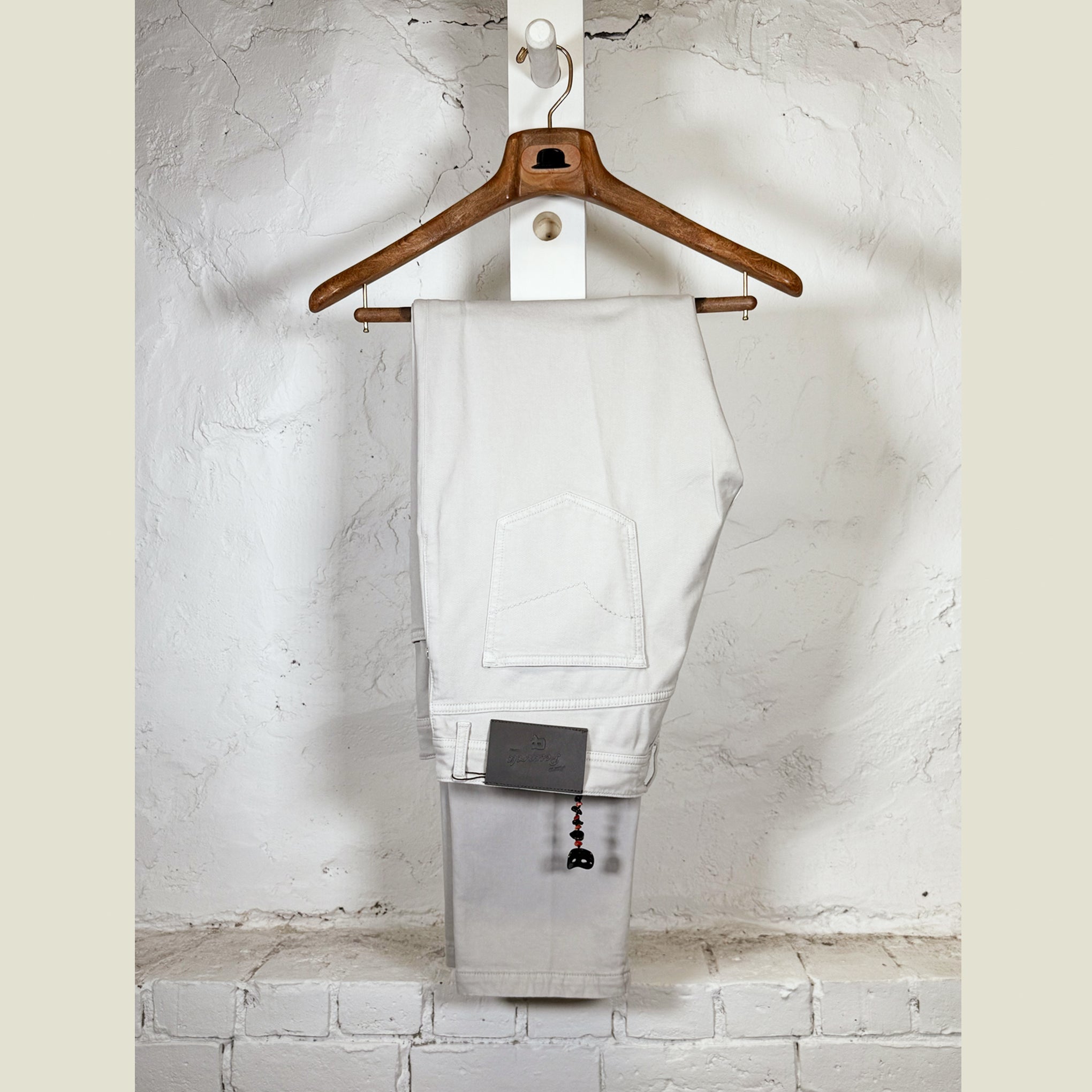 Load image into Gallery viewer, MARCO PESCAROLO Trouser
