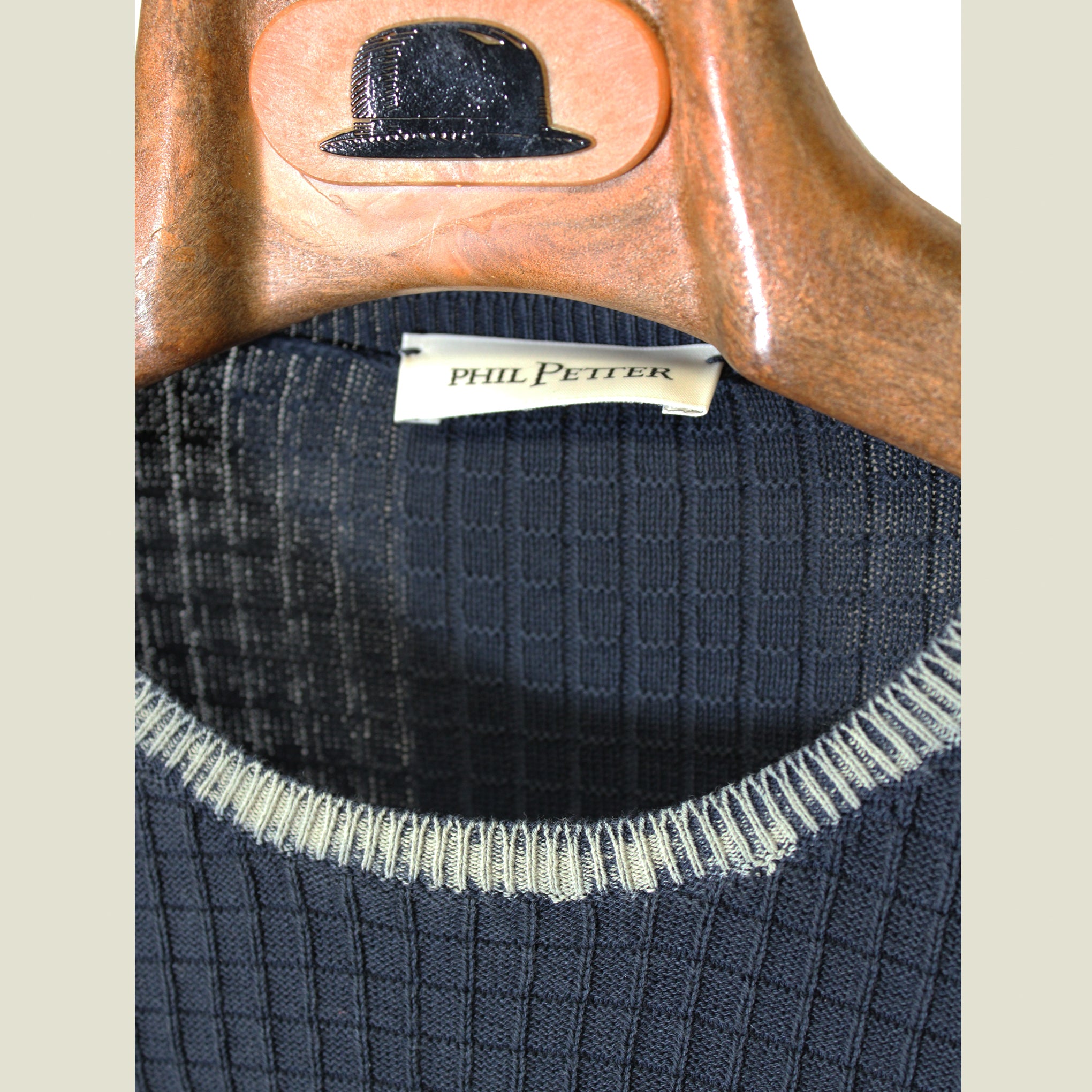Load image into Gallery viewer, PHIL PETTER Sweater

