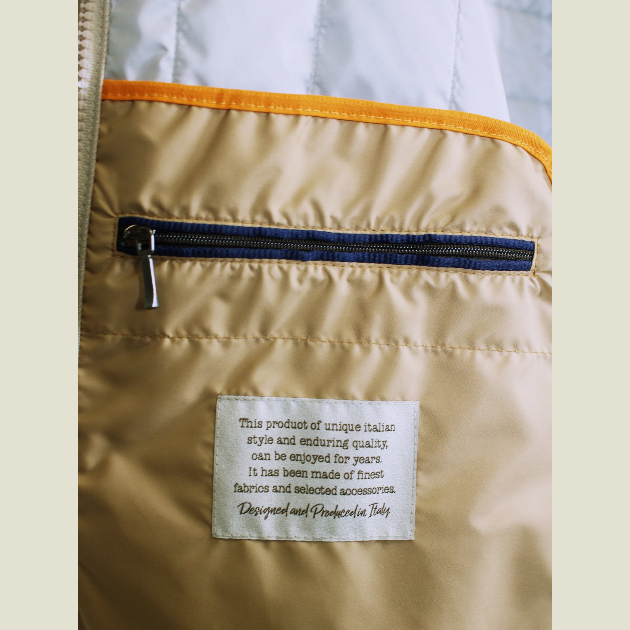 Load image into Gallery viewer, WATERVILLE Quilted Vest
