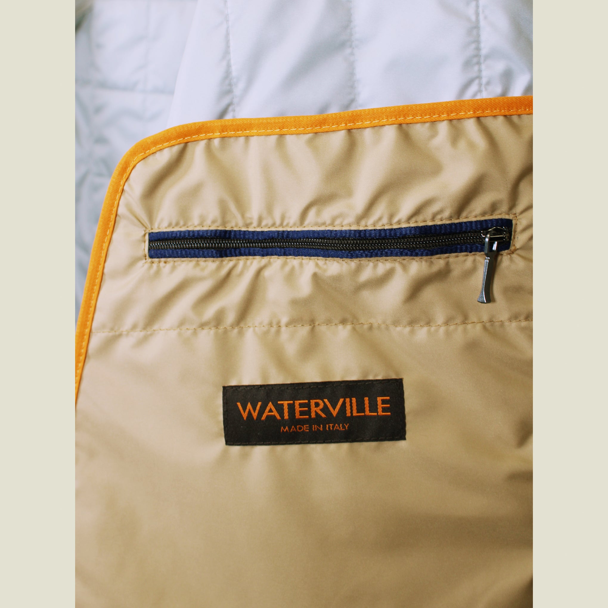 Load image into Gallery viewer, WATERVILLE Quilted Vest
