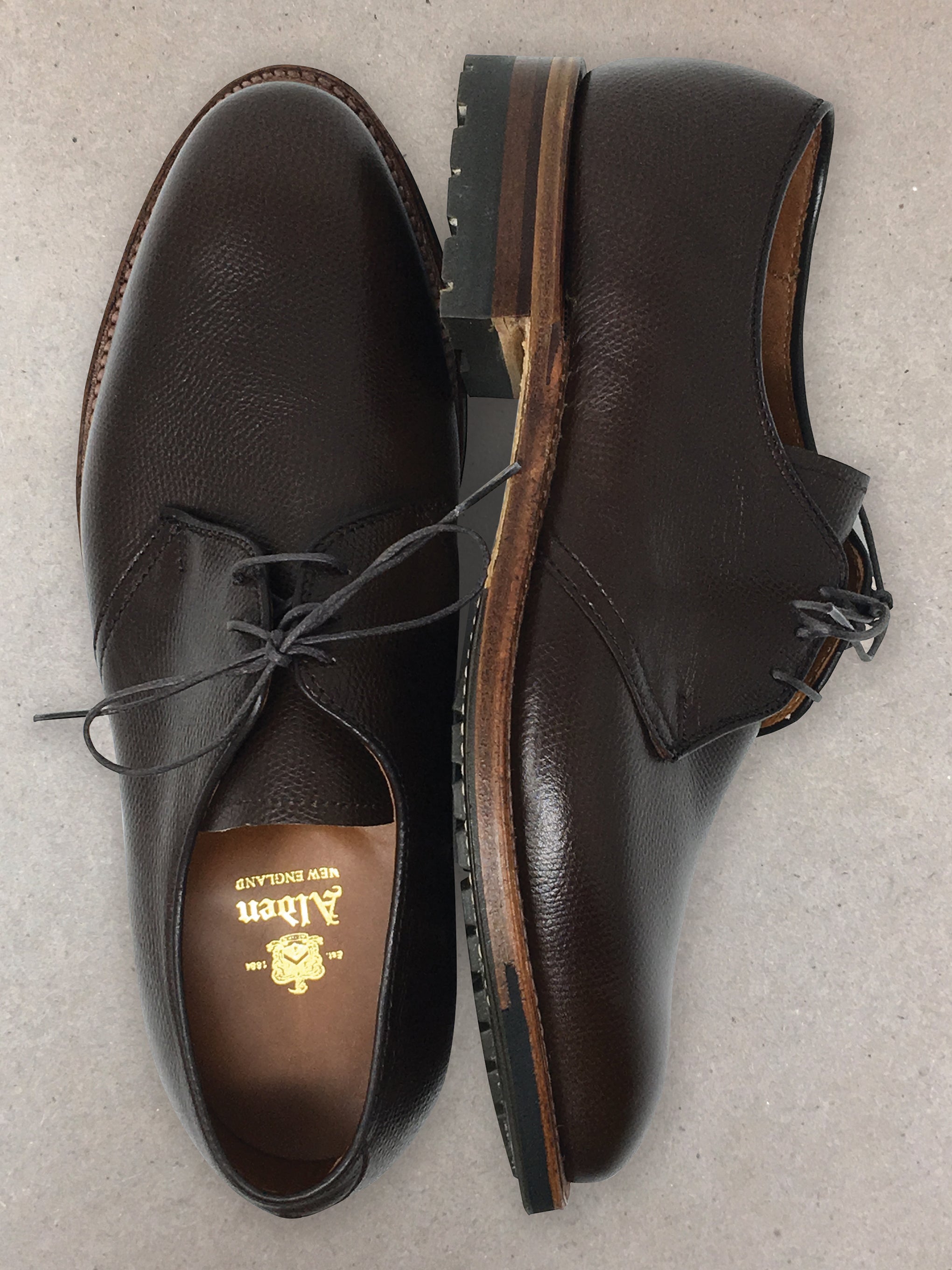 ALDEN "Dutton" Plain Toe Alpine Grain Blucher